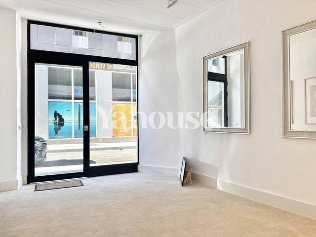 Local comercial en Venta en Carrer Nou de la Rambla en El Raval