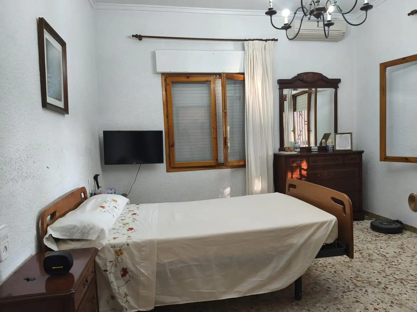 Habitación de Casa o chalet en venta en Elche / Elx con Jardín privado