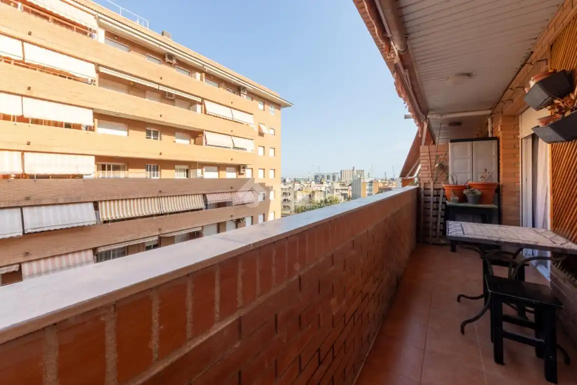 Appartement avec terrasse à vendre à Plaça General Domènech Batet i Mestres