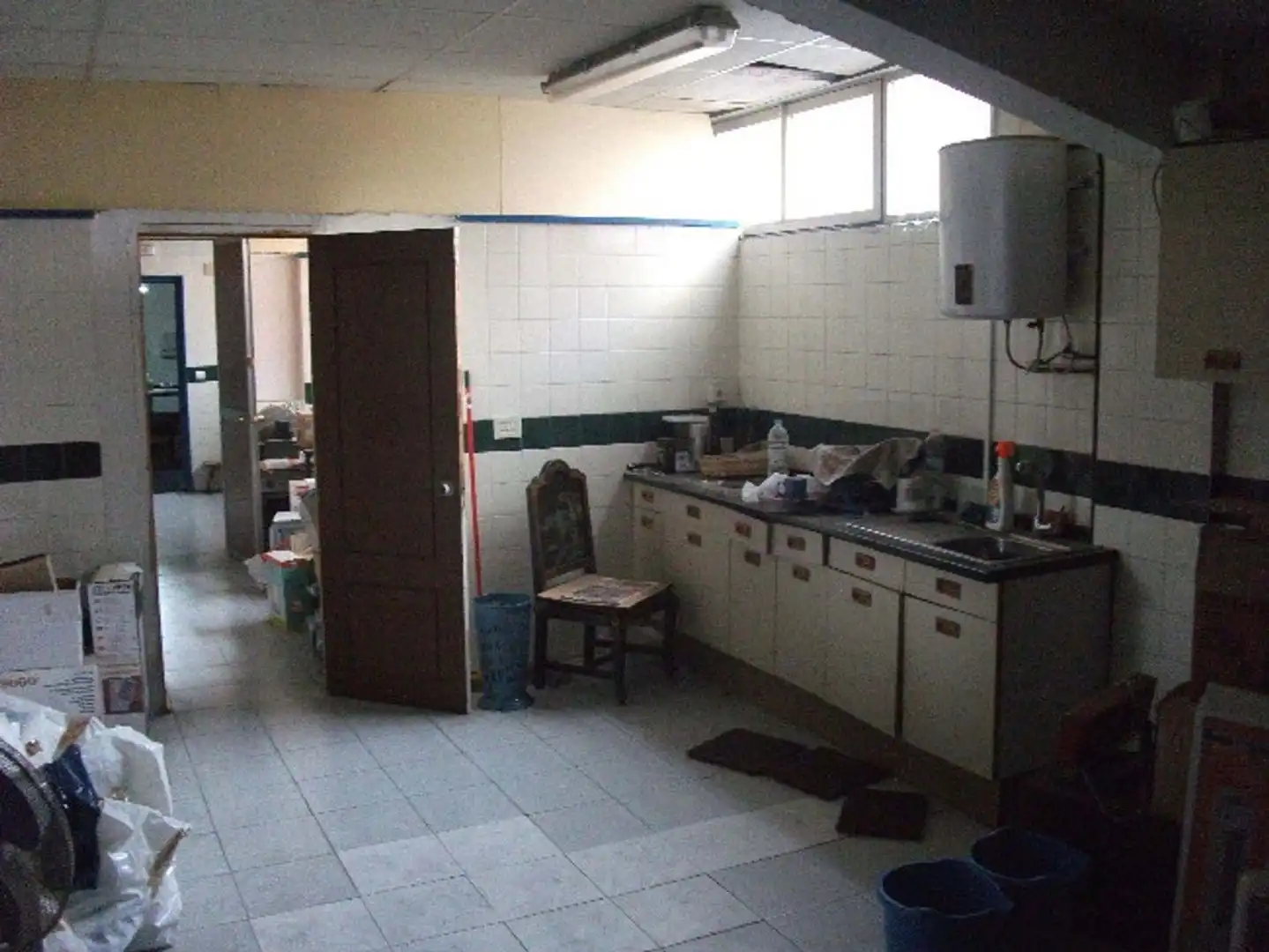 Küche von Fabrikhallen zur Miete in Etxebarri
