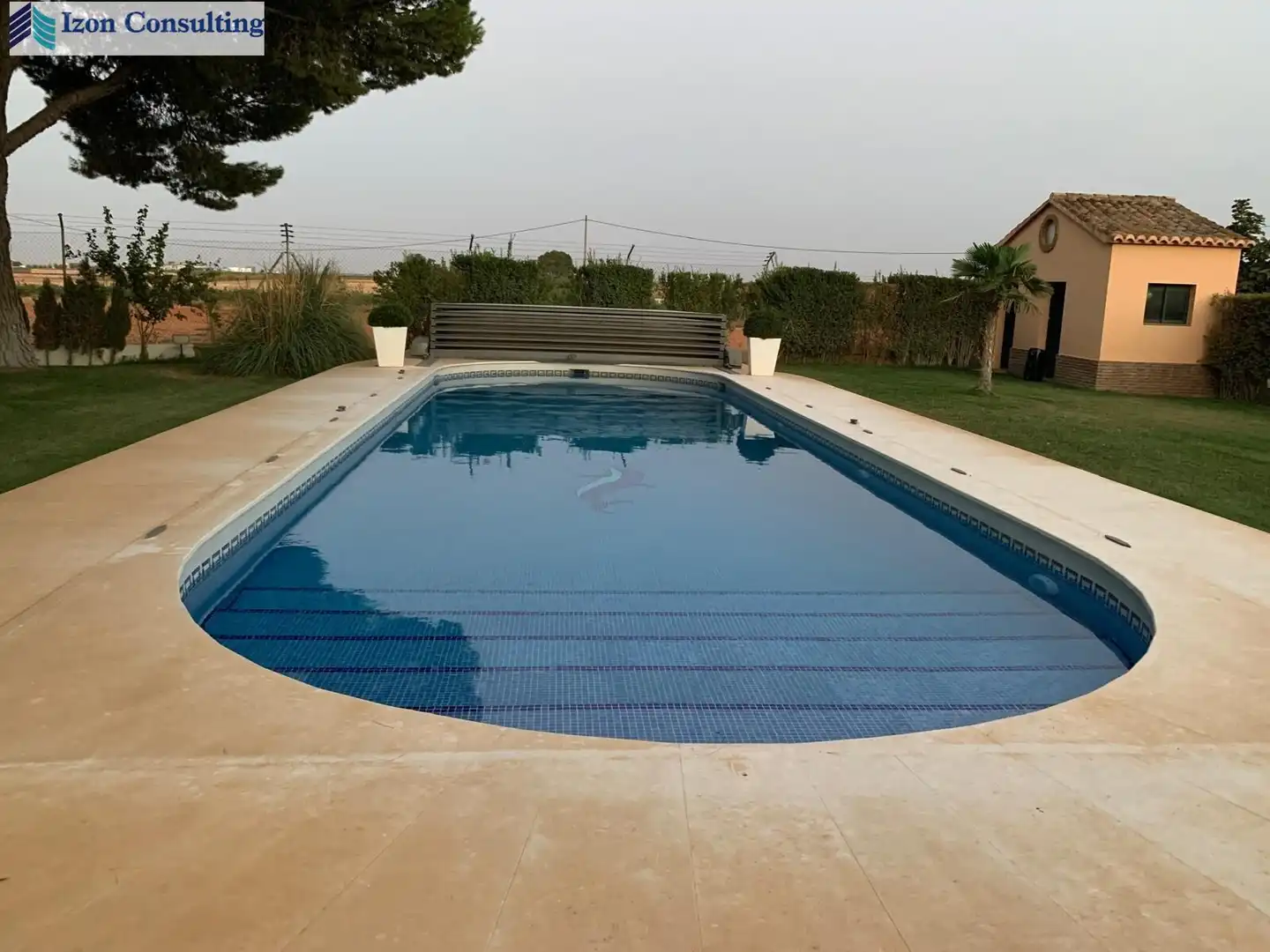 Piscina de Casa o xalet en venda en Villarrobledo amb Aire condicionat, Piscina i Moblat