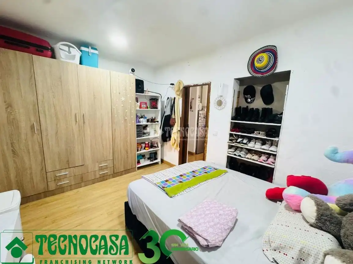 Habitación de Piso en venta en Toledo con Calefacción y Balcón