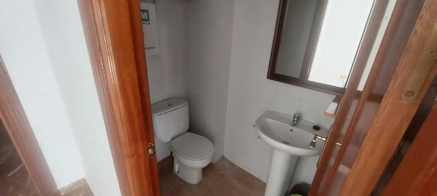 Bany de Local de lloguer en Granada