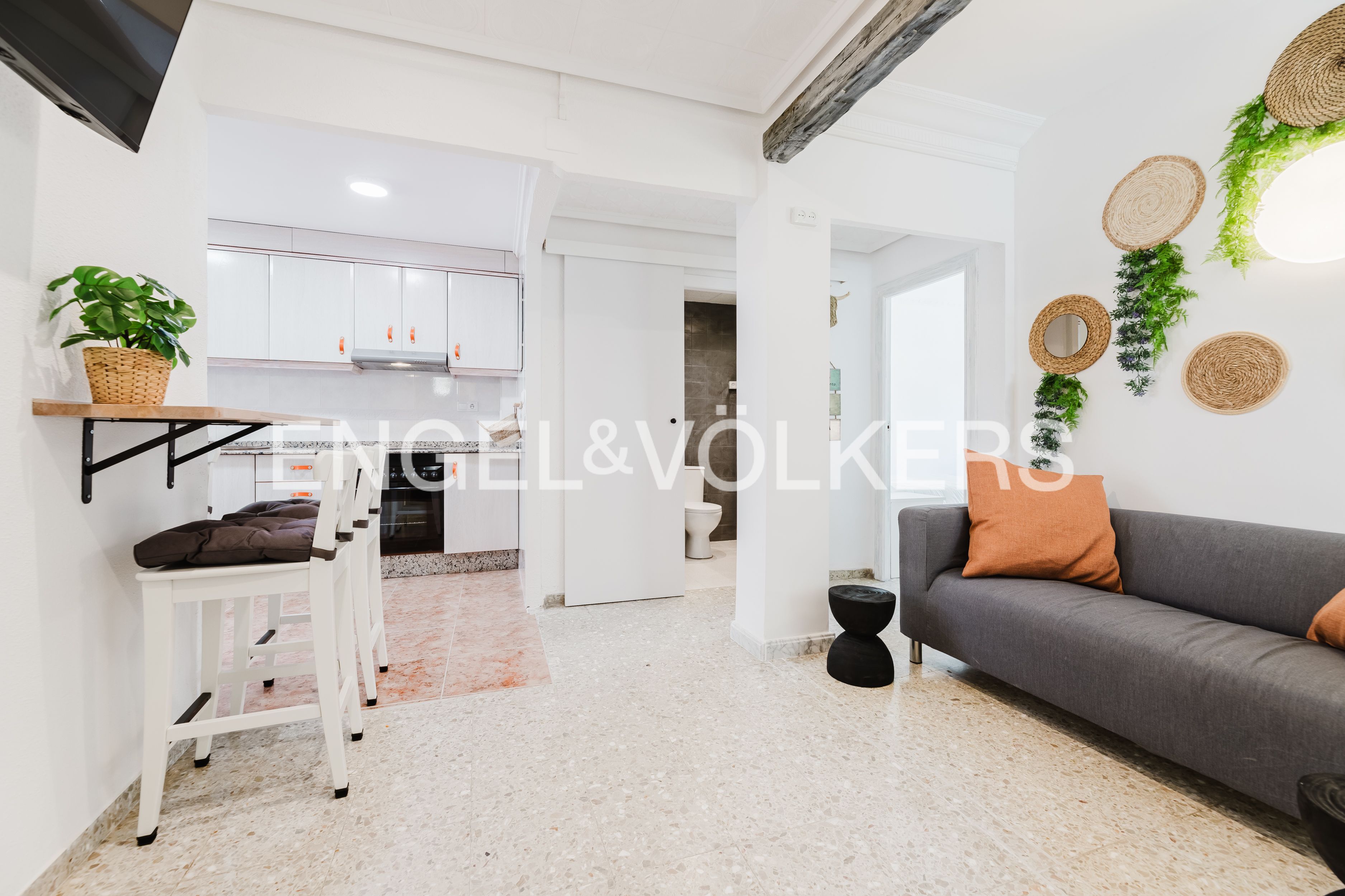 Sala de estar de Piso de alquiler en  Valencia Capital con Aire acondicionado, Calefacción y Amueblado