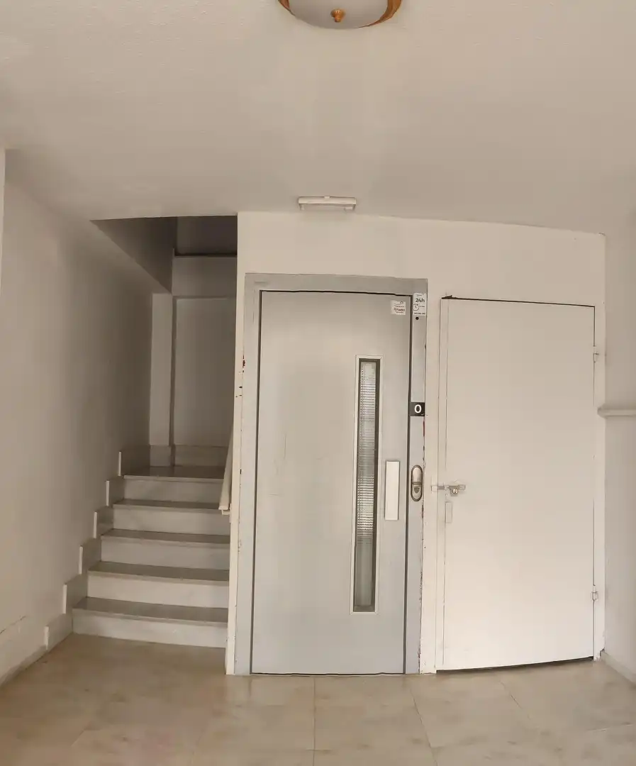 Flat for sale in Fines