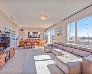 Living room of Attic for sale in  Barcelona Capital  with Air Conditioner, Heating and Parquet flooring