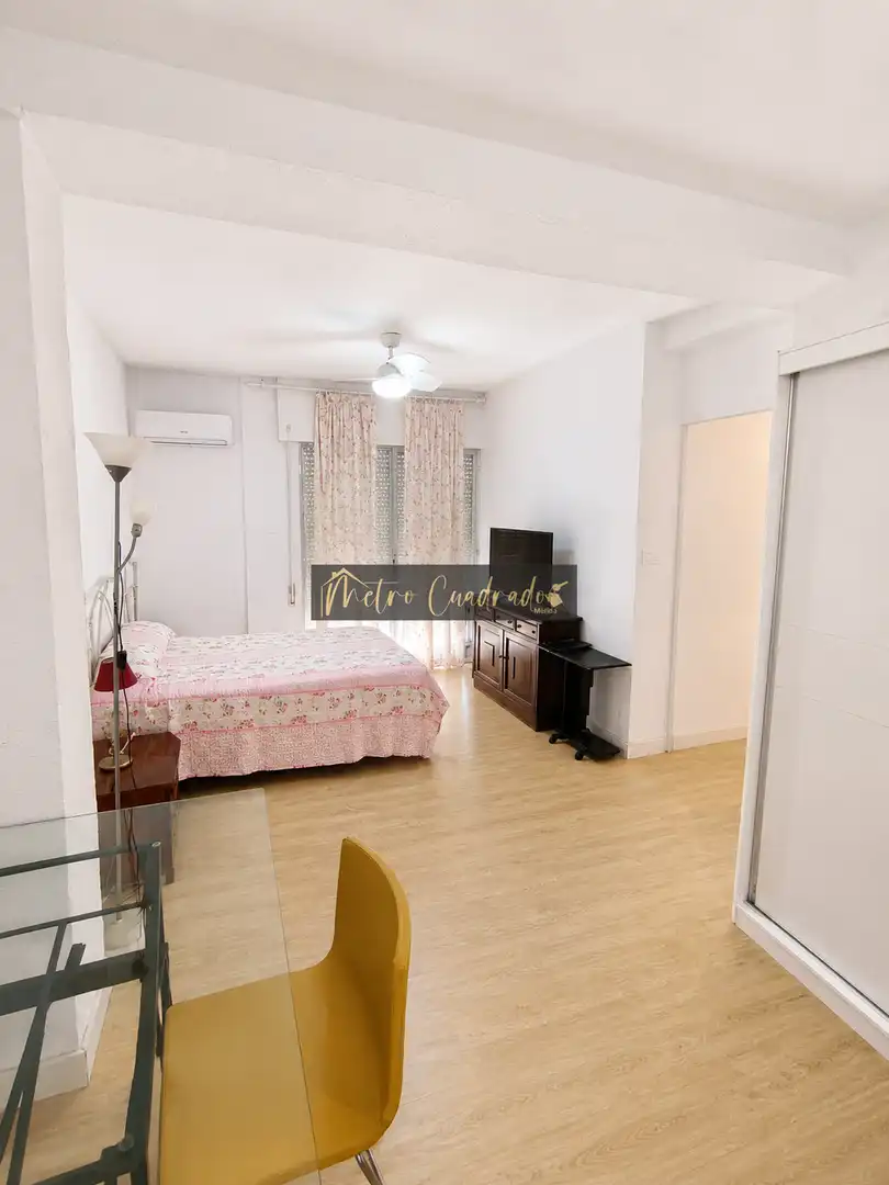 Schlafzimmer von Wohnung zur Miete in Mérida mit Klimaanlage, Möbliert und Balkon