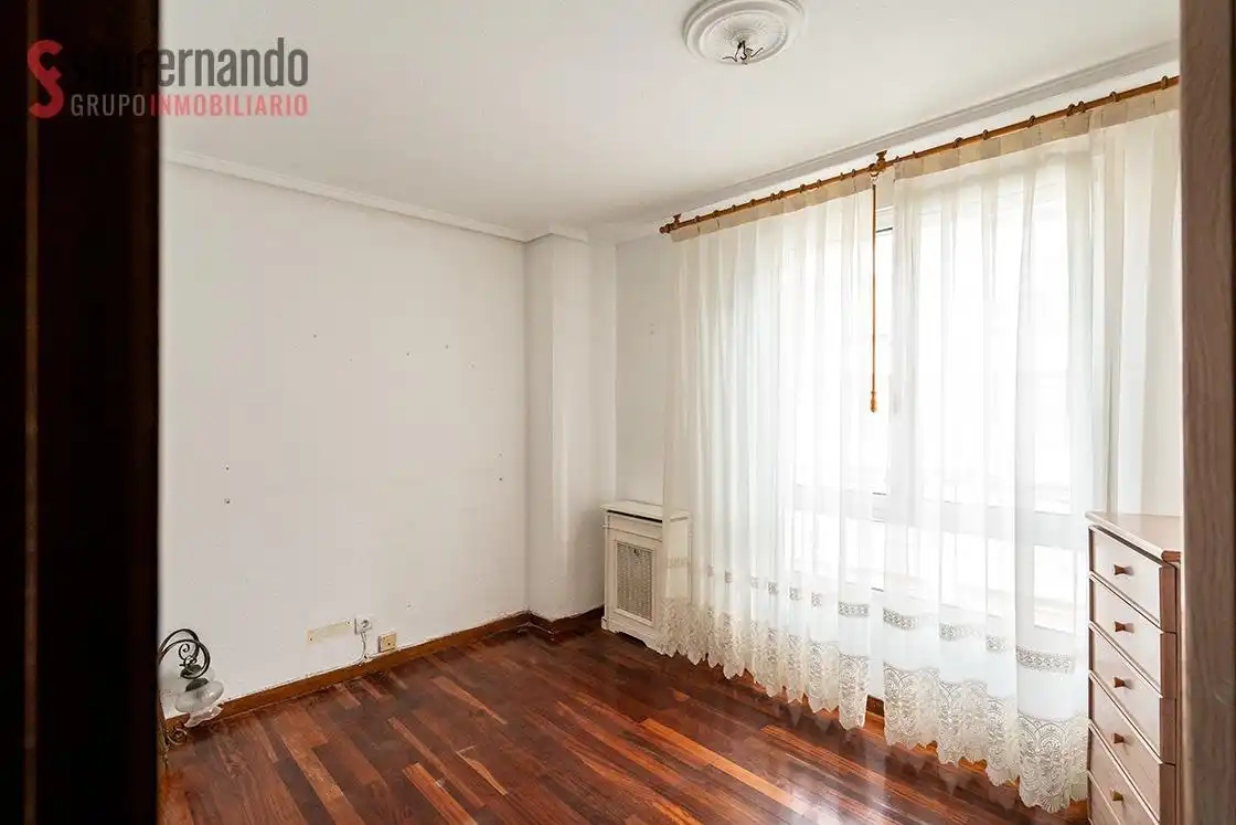 Bedroom of Flat for sale in Santander  with Heating