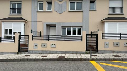 Foto 2 de Casa adosada en venda a Estrada Amador Fernández, 5, Ribadeo, Lugo