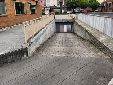 Einzelparkplatz zum Verkauf in Avenida Besaya