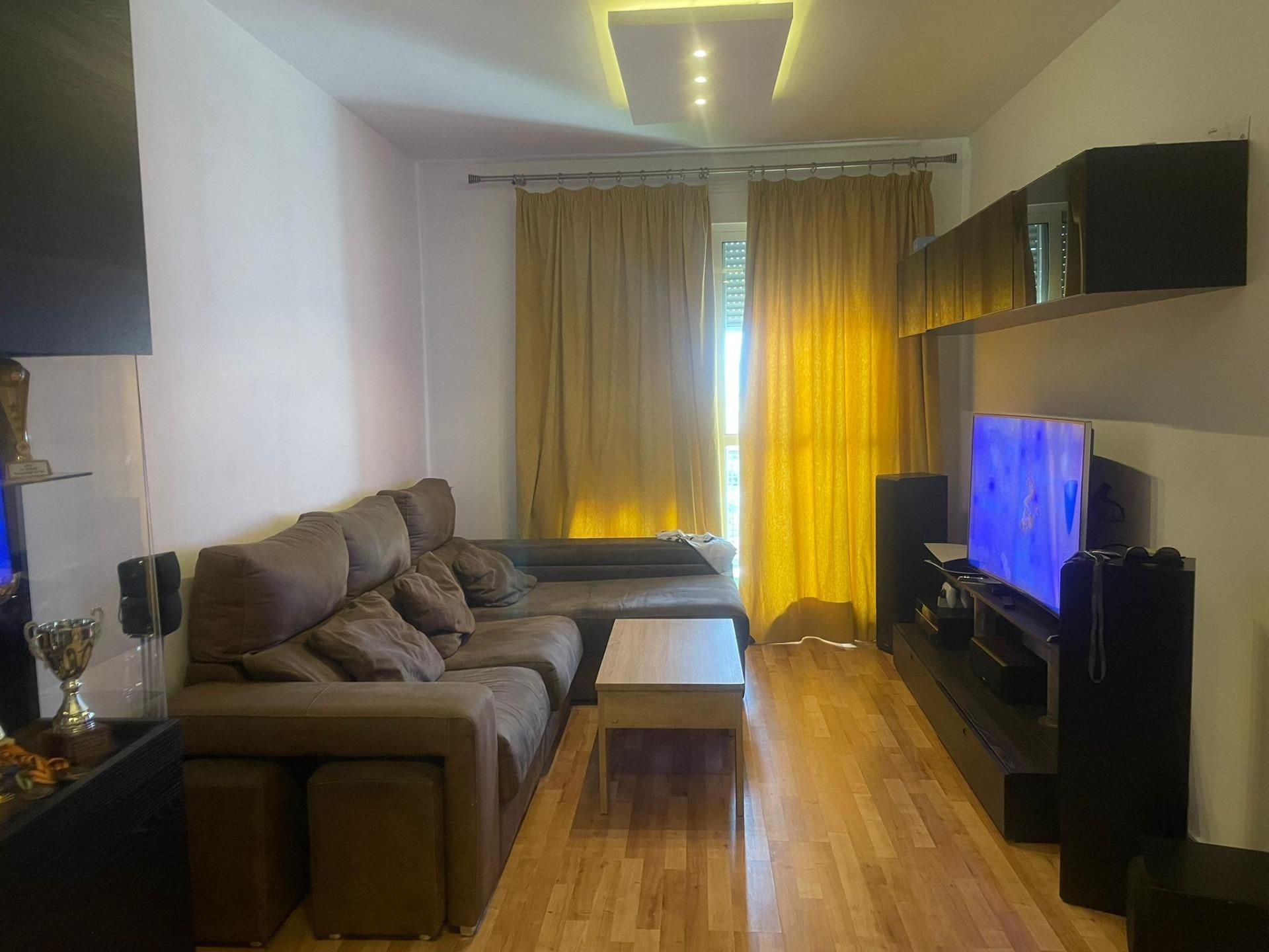 Sala de estar de Piso en venta en Dos Hermanas con Aire acondicionado, Terraza y Trastero