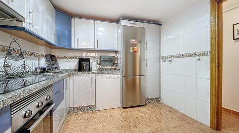 Foto 4 de Piso en venta en Calle Colonia Sta. Isabel, Haygon - Universidad, Alicante