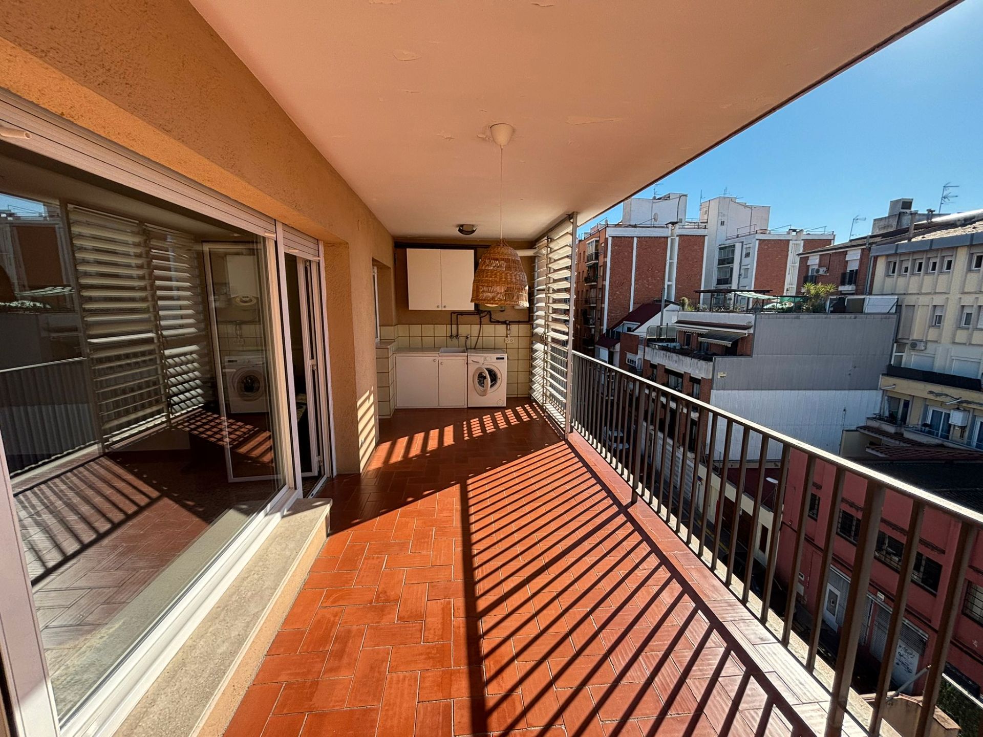 Terrassa de Pis de lloguer en Granollers amb Aire condicionat, Calefacció i Forn