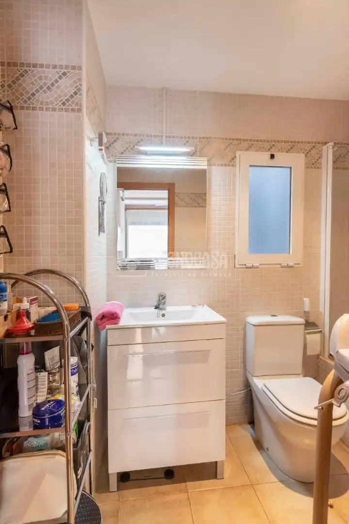 Bathroom of Flat for sale in Valencia