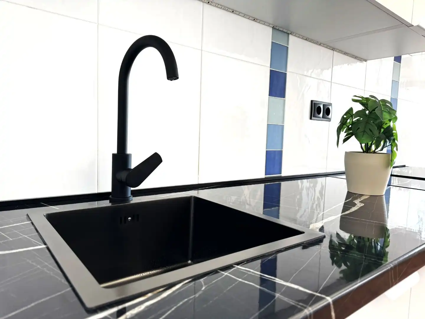 Kitchen of Flat for rent in Linares  with Terrace and Balcony