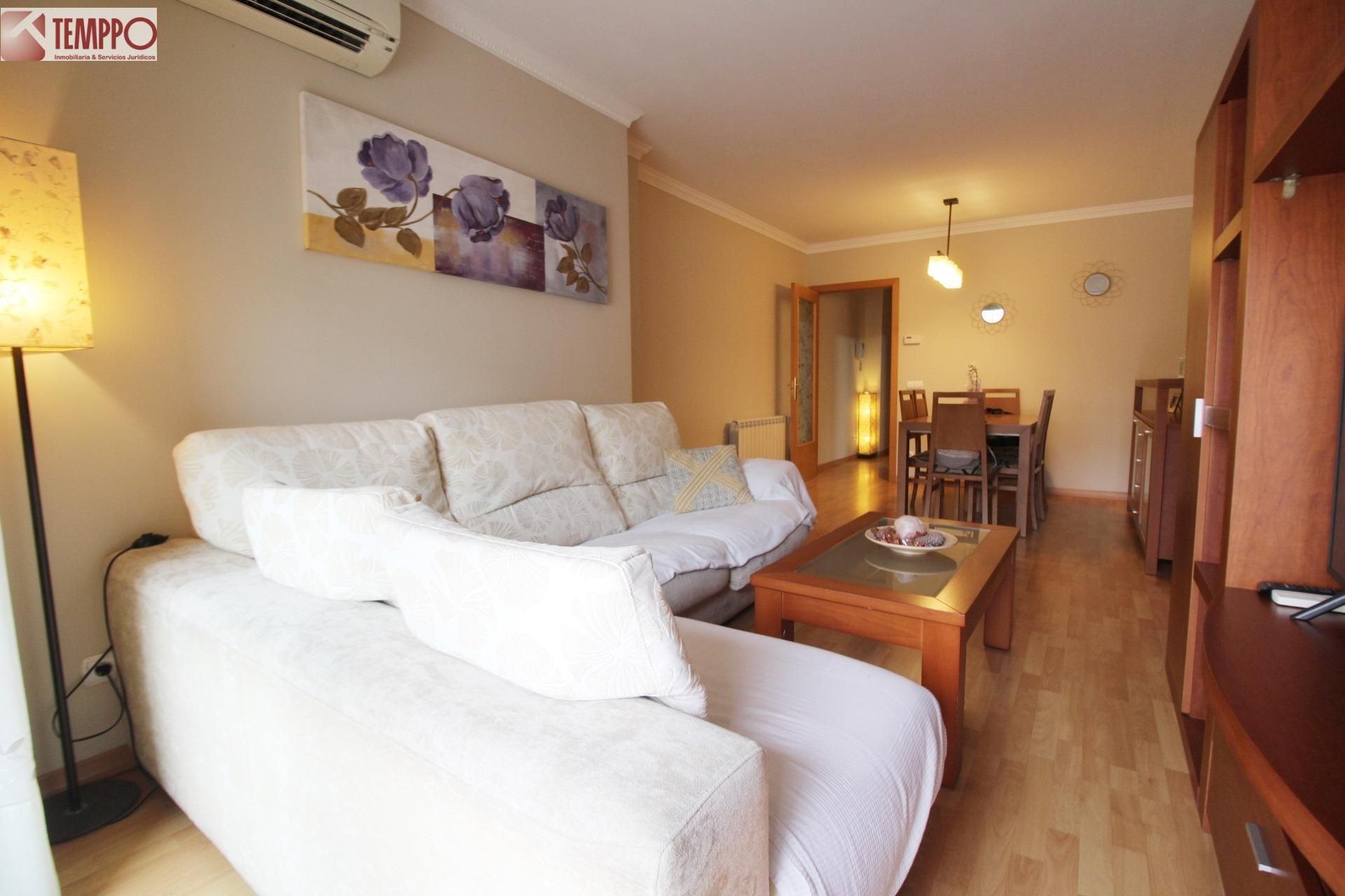 Living room of Flat for sale in El Vendrell  with Heating, Terrace and Storage room