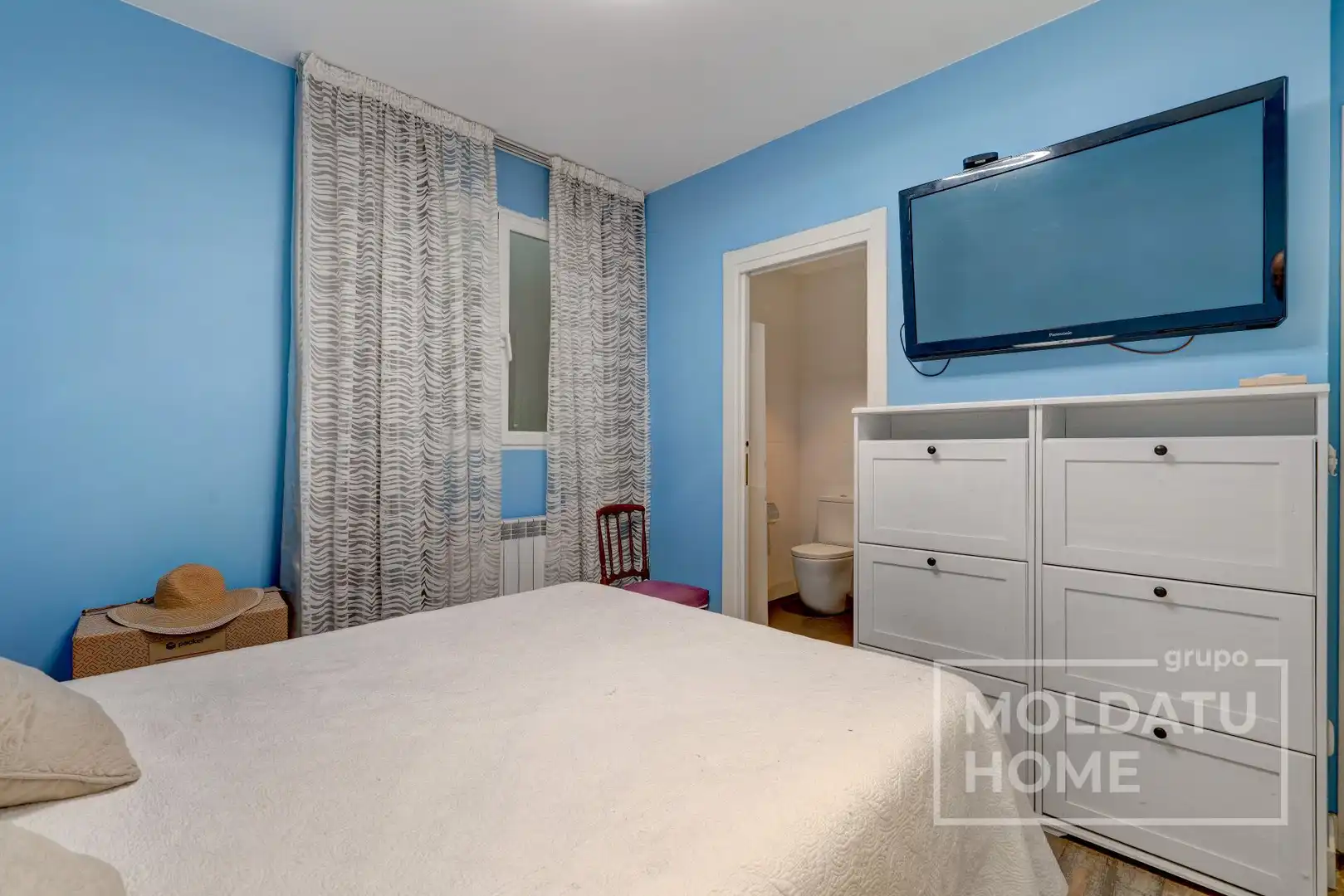 Habitación de Piso en venta en Irun  con Calefacción, Trastero y Amueblado