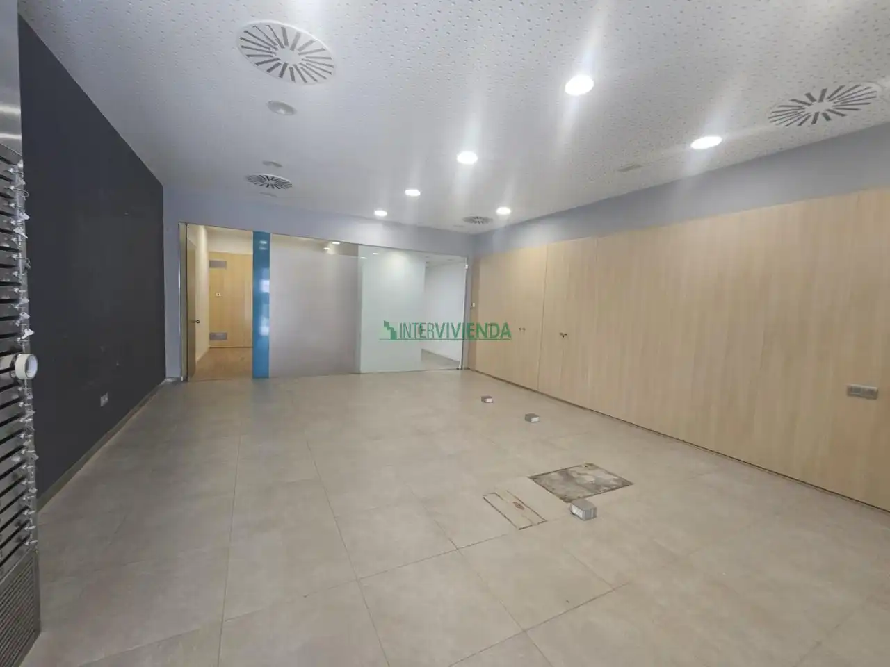 Commercial properties for rent in Vigo   with Air Conditioner