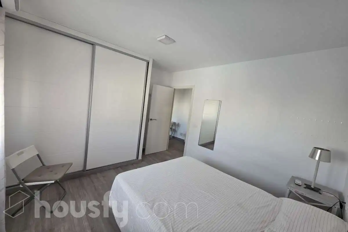 Bedroom of Flat for rent in Málaga  with Air Conditioner, Parquet flooring and Furnished