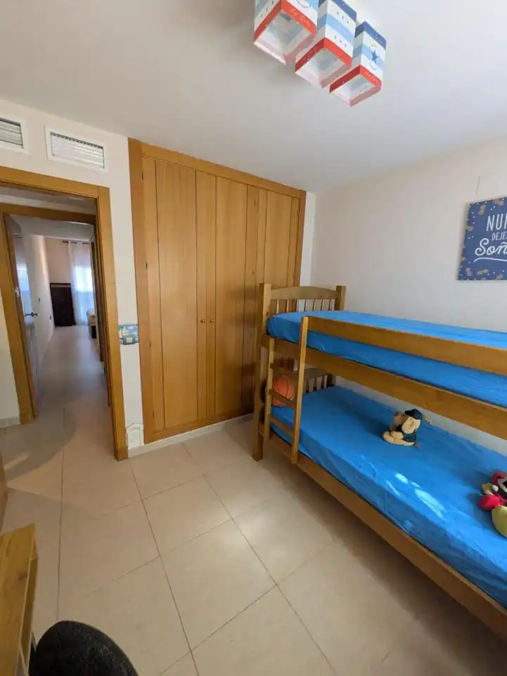 Habitación de Piso de alquiler en Vélez-Málaga con Terraza y Amueblado