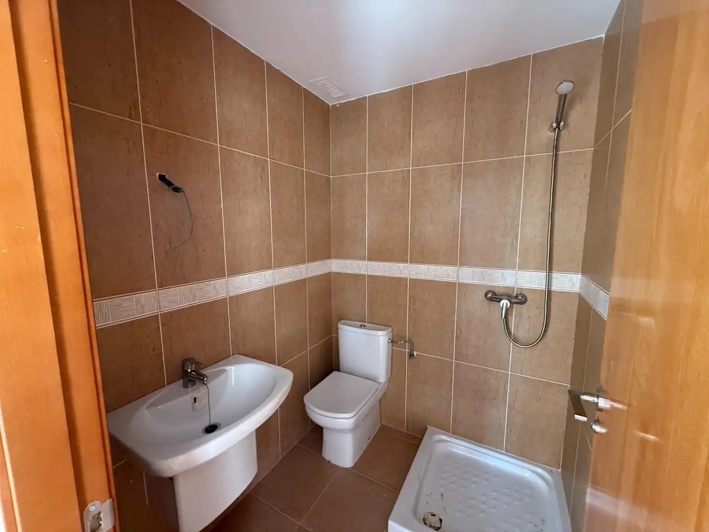 Bany de Apartament en venda en Águilas amb Terrassa i Piscina comunitària