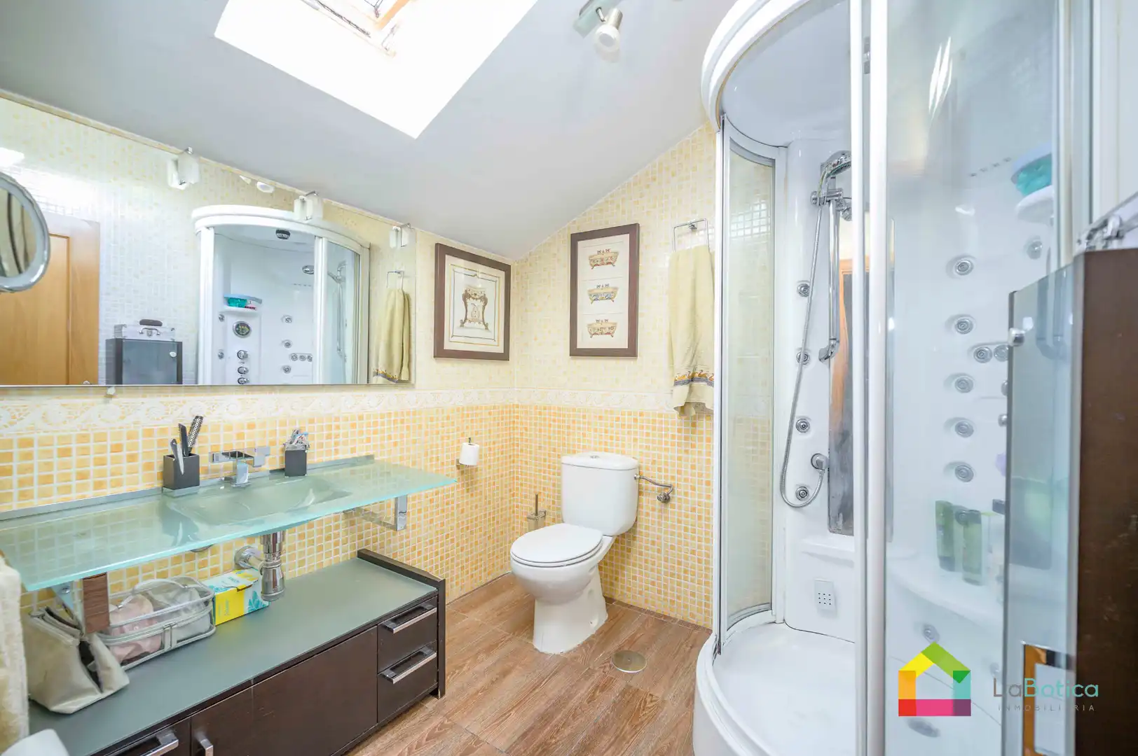 Bathroom of Flat for sale in Toledo  with Heating