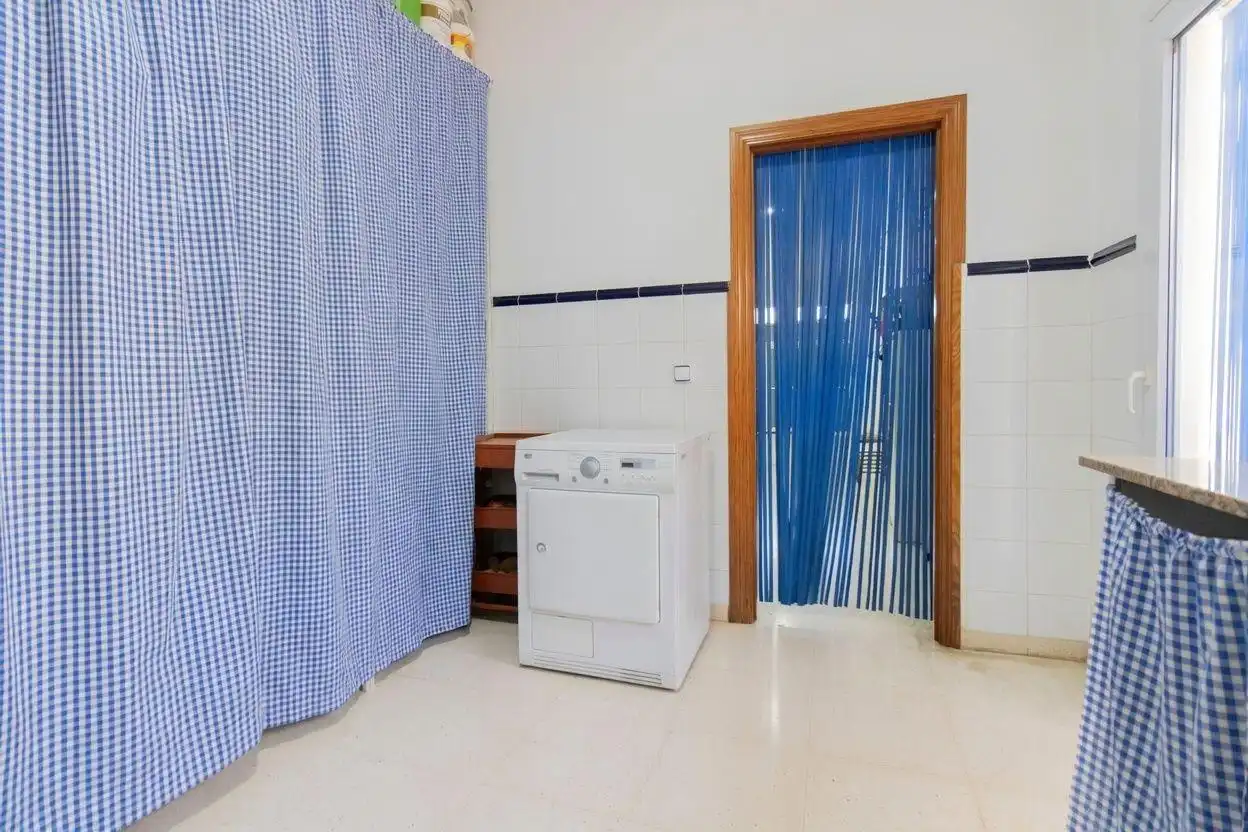 Baño de Casa adosada en venta en Massalfassar con Aire acondicionado, Terraza y Trastero