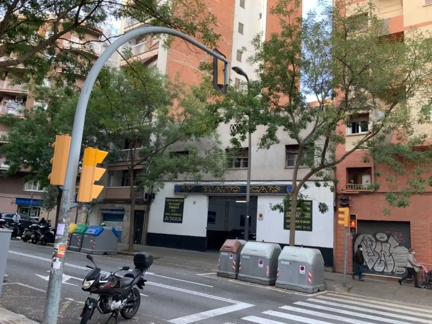 Exterior view of Industrial buildings for sale in Barcelona
