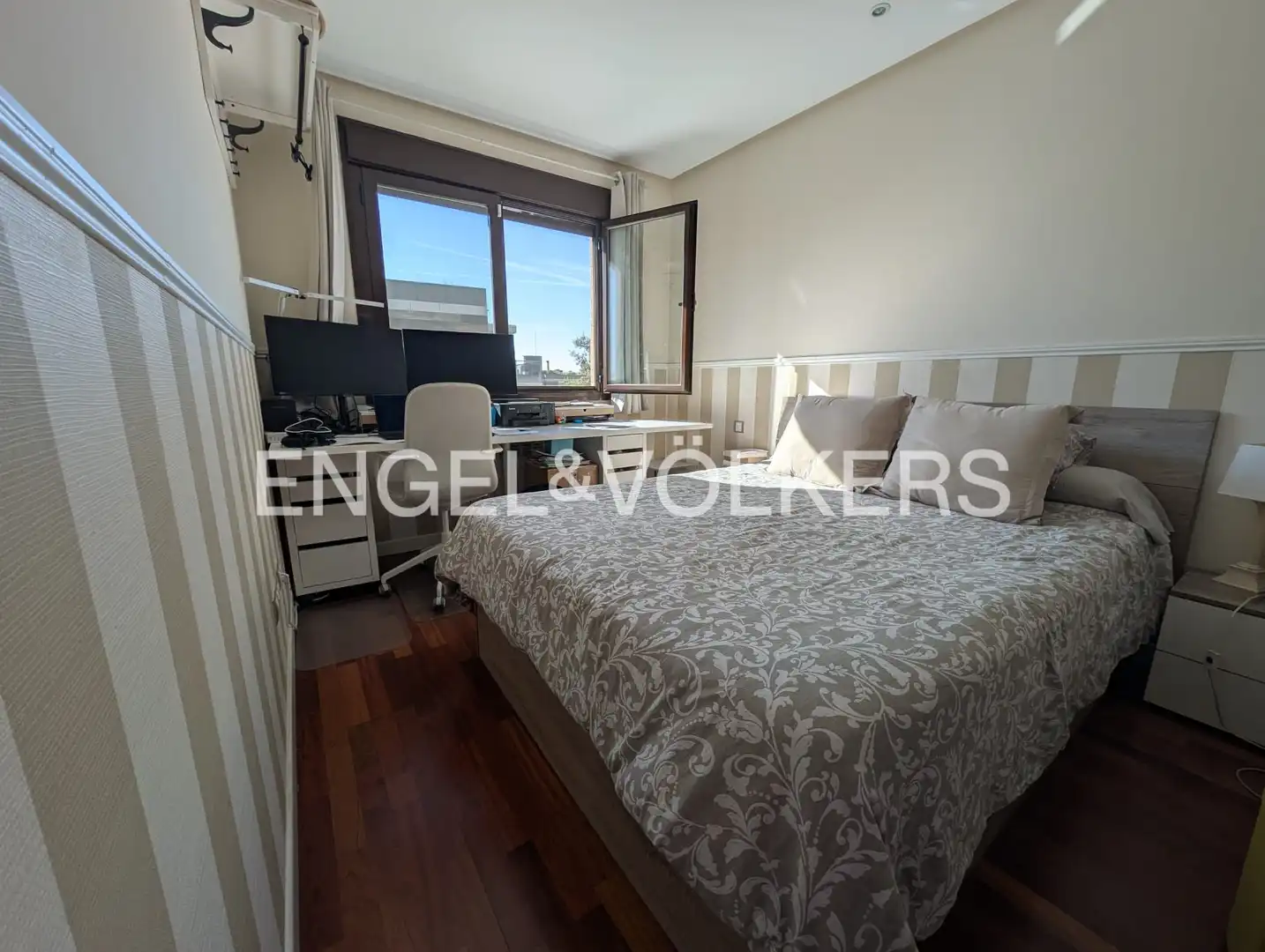 Bedroom of Flat for rent in Las Rozas de Madrid  with Air Conditioner, Heating and Private garden