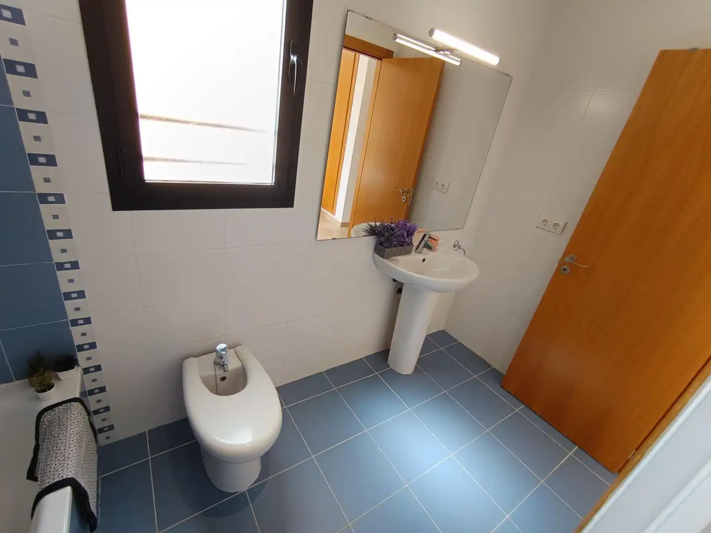Baño de Casa adosada en venta en Molina de Segura con Aire acondicionado, Calefacción y Jardín privado