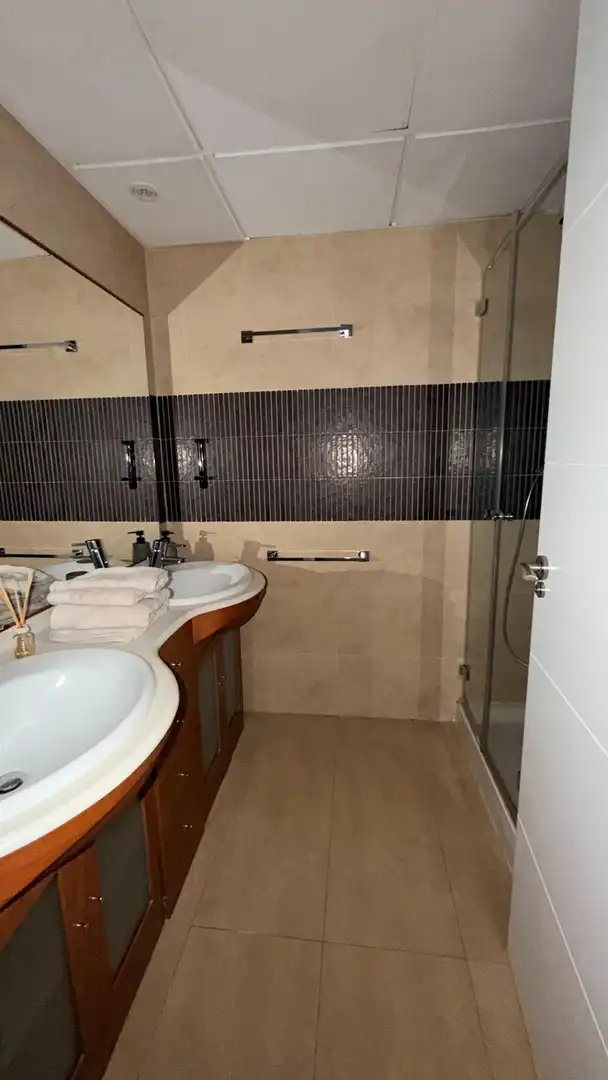 Baño de Apartamento en venta en Los Alcázares con Aire acondicionado, Calefacción y Trastero