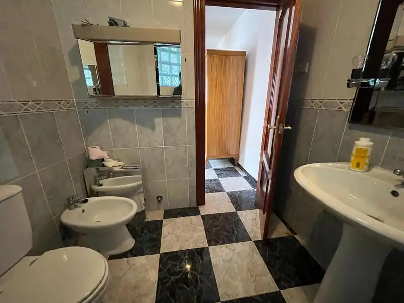 Baño de Finca rústica en venta en Huesa con Calefacción, Jardín privado y Terraza