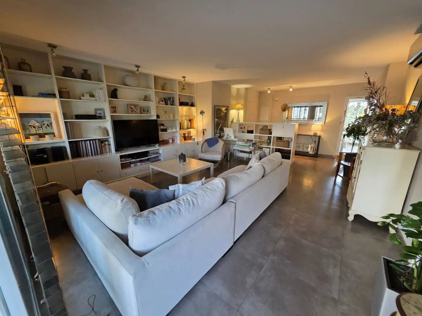 Living room of Flat for rent in Calvià  with Air Conditioner, Heating and Terrace