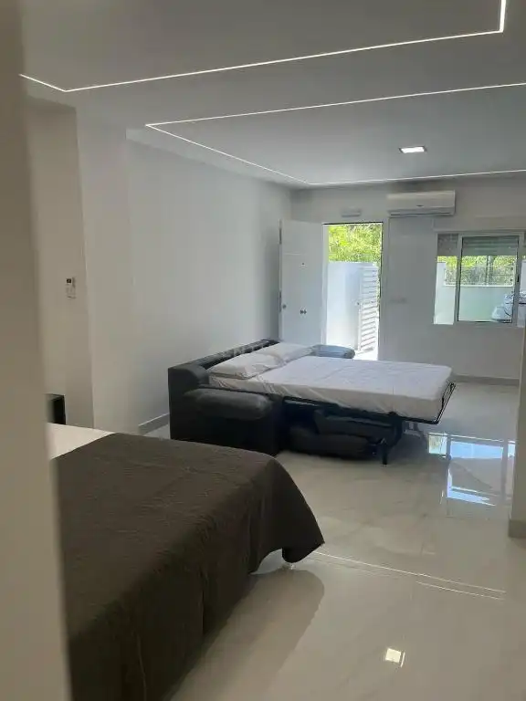Bedroom of Buildings for sale in Fuengirola