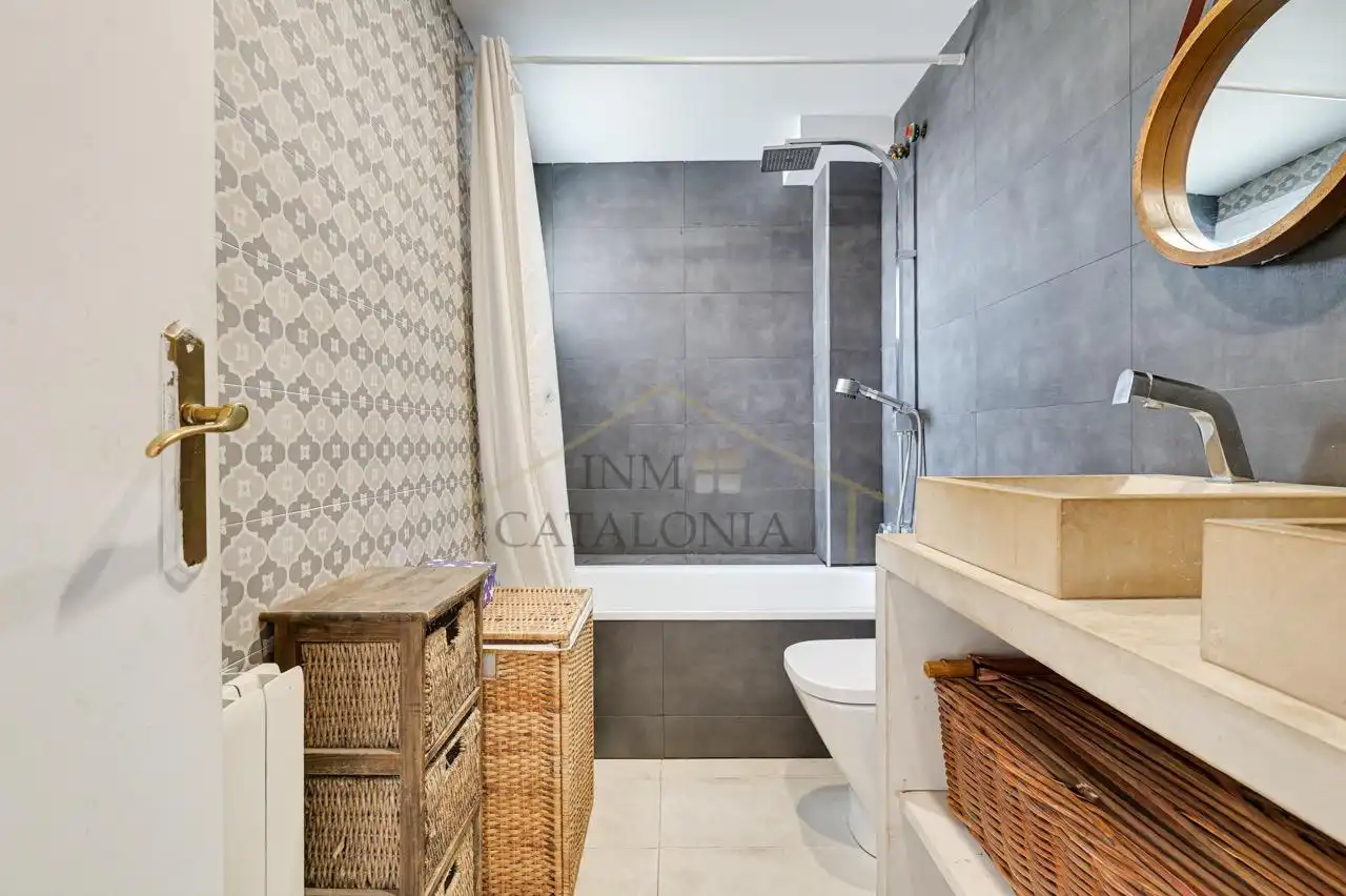 Bathroom of Flat for sale in Vilassar de Mar
