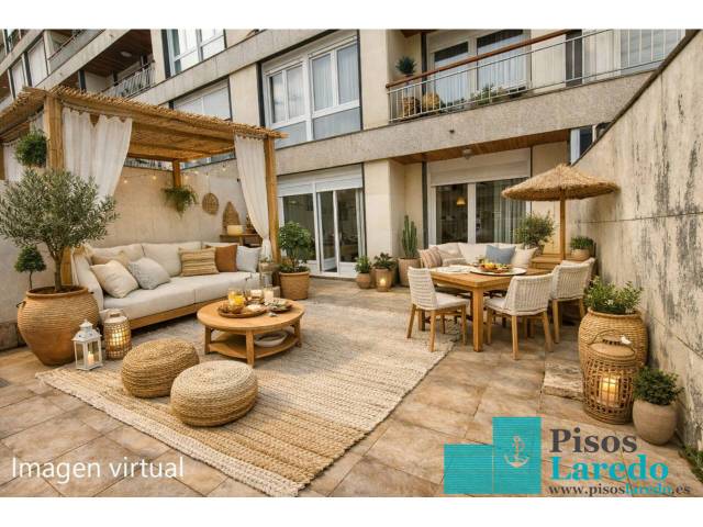 Piso en Venta en Calle Comandante Villar en Centro