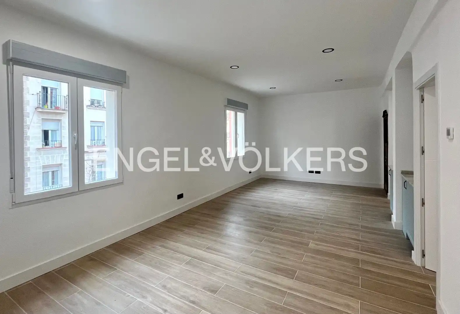 Vista exterior de Pis de lloguer en  Madrid Capital amb Aire condicionat i Calefacció