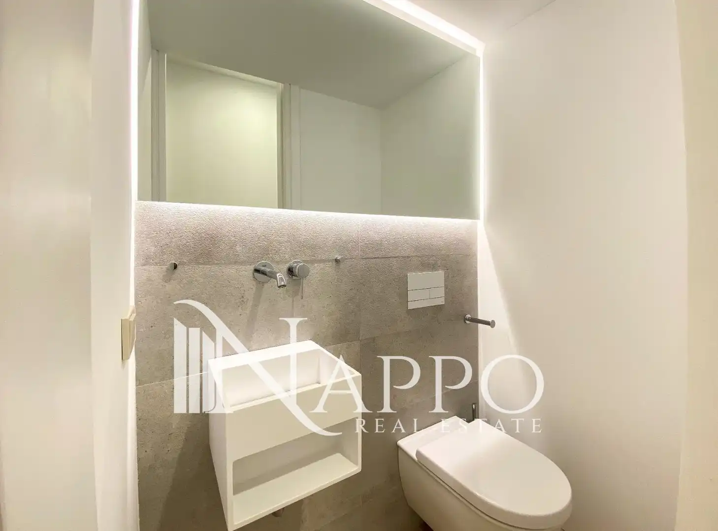 Bathroom of Flat for rent in  Palma de Mallorca  with Air Conditioner, Heating and Terrace