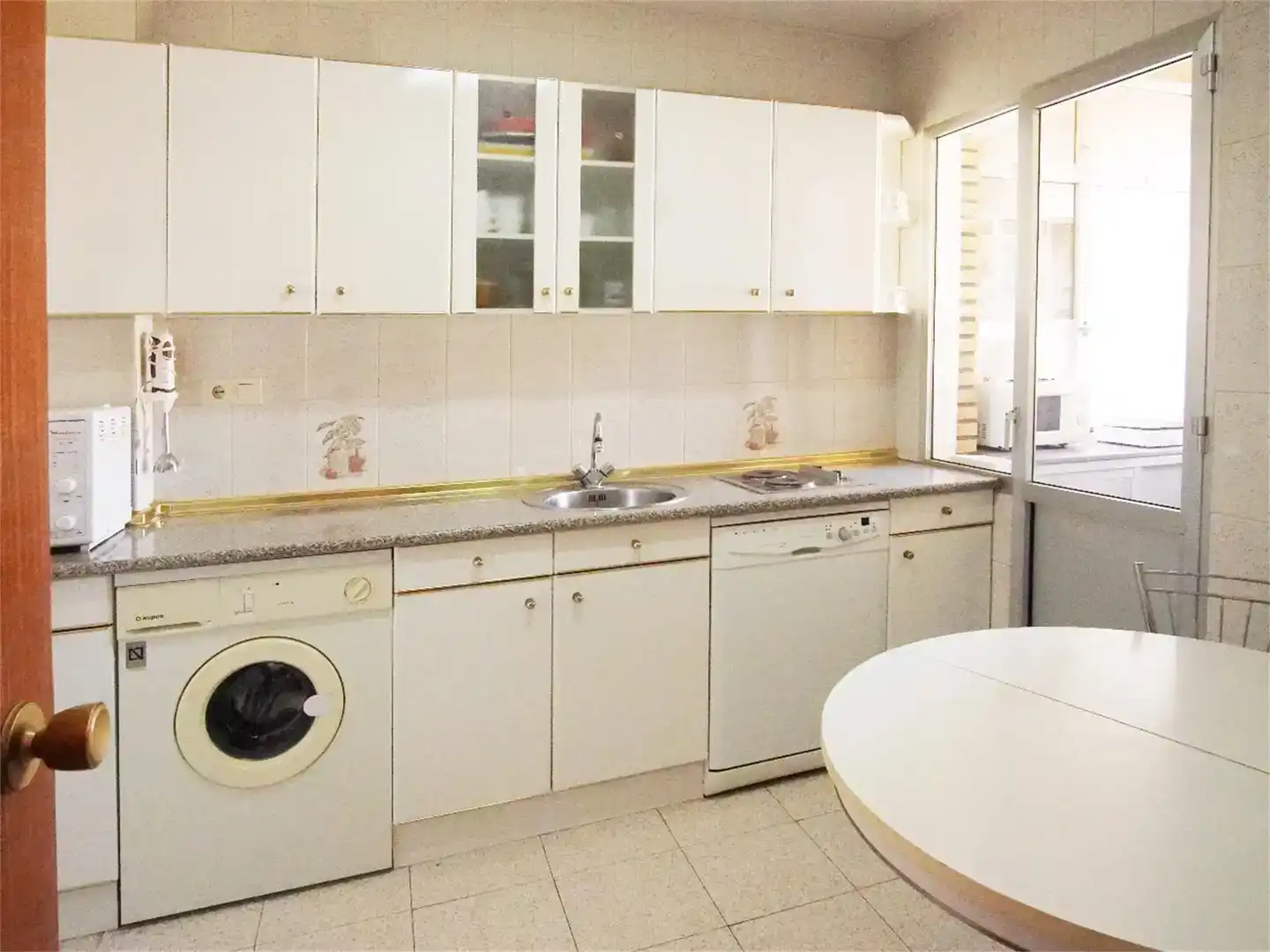 Cocina de Piso en venta en Peñafiel con Amueblado y Balcón