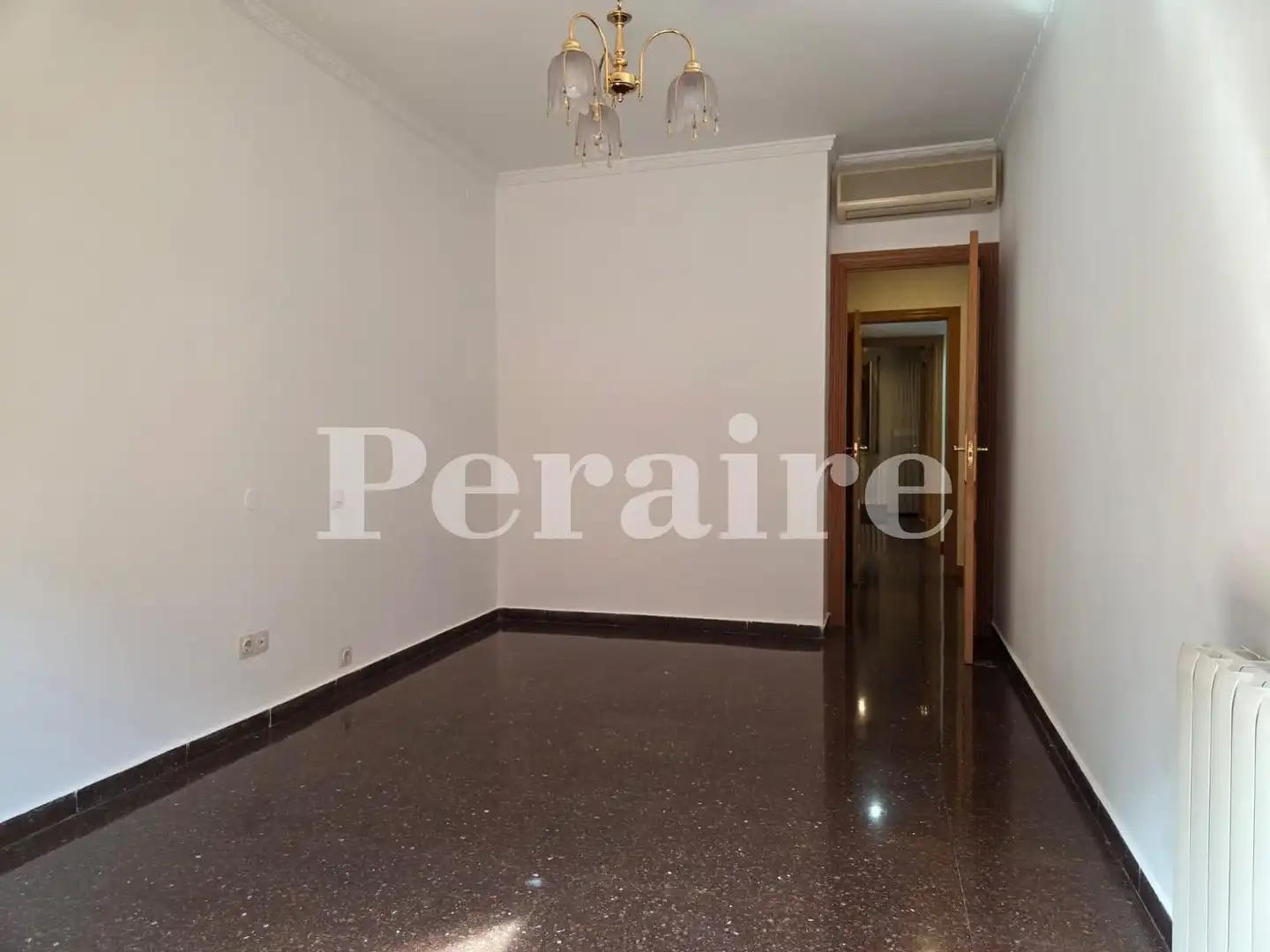 Piso de alquiler en TRAVESSERA DE DALT, 56, La Salut