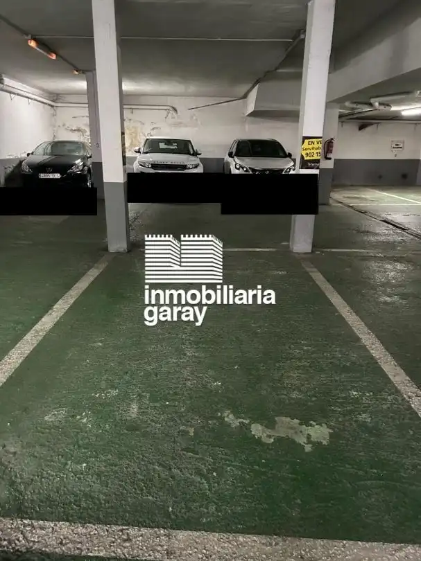 Garaje en venta en Medina de Pomar