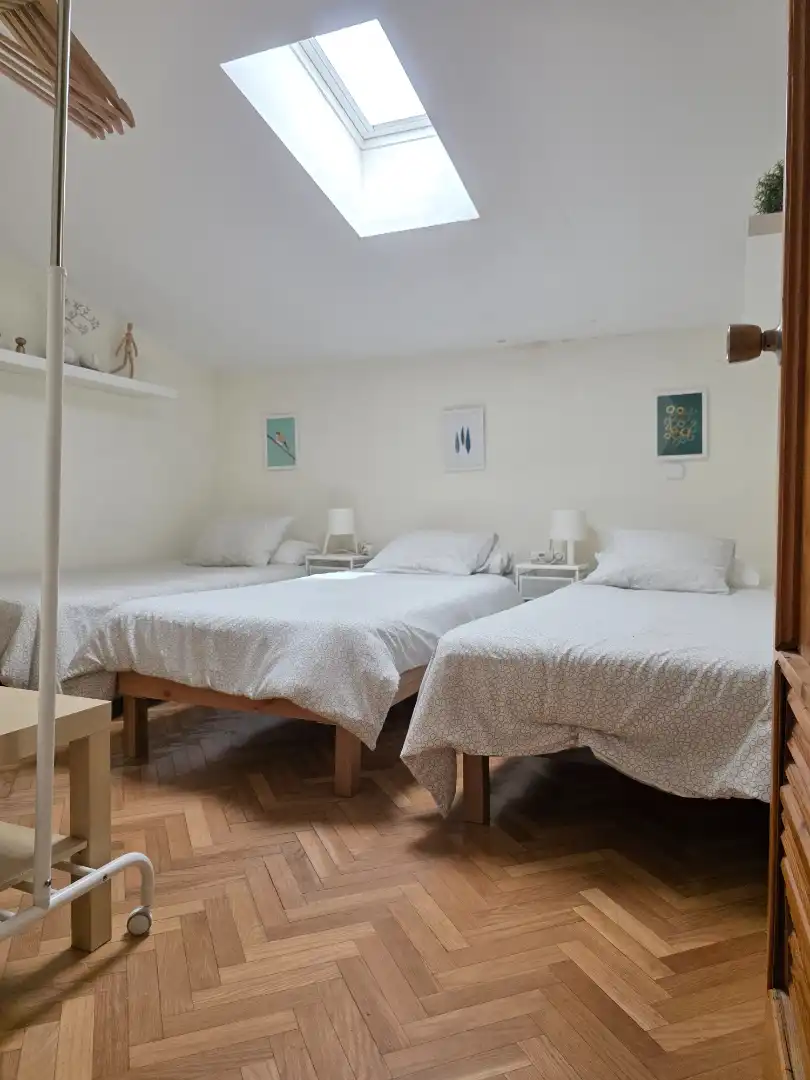 Bedroom of Duplexes for sale in Madrid  with Air Conditioner, Heating and Parquet flooring