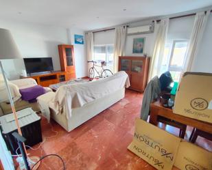 Living room of Flat to rent in El Puerto de Santa María  with Air Conditioner