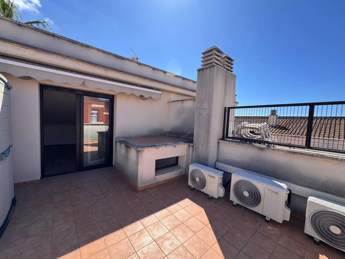 Terraza de Casa adosada en venta en Cubelles con Aire acondicionado, Terraza y Piscina comunitaria