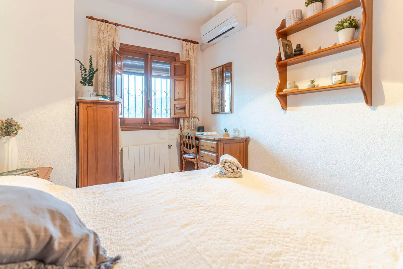 Dormitori de Casa o xalet en venda en Órgiva amb Aire condicionat, Jardí privat i Traster