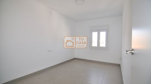 Foto 3 de Piso de alquiler en Calle Miralrío, Casco Antiguo, Cáceres Capital