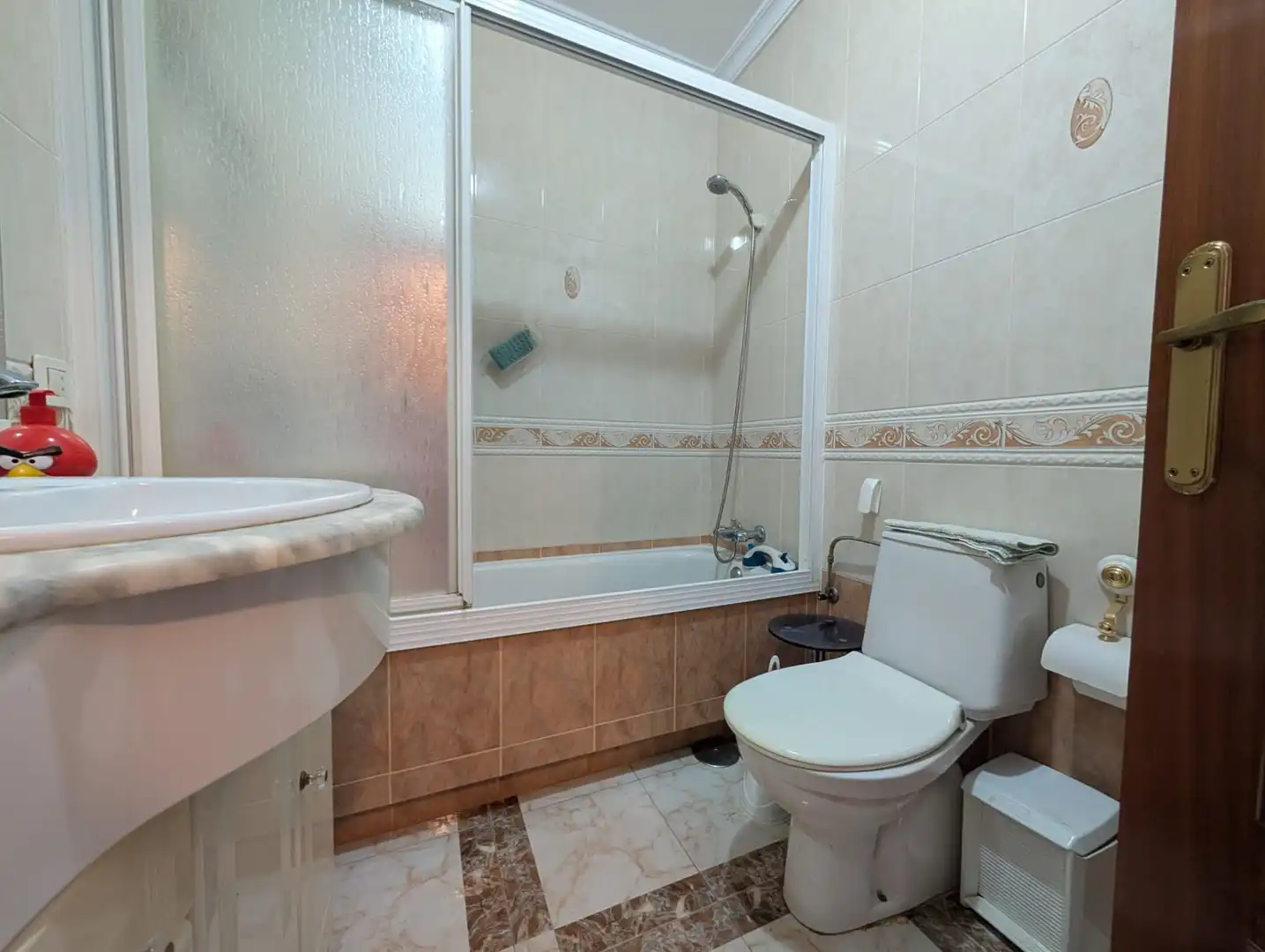 Baño de Casa adosada en venta en Aljaraque con Aire acondicionado y Piscina comunitaria