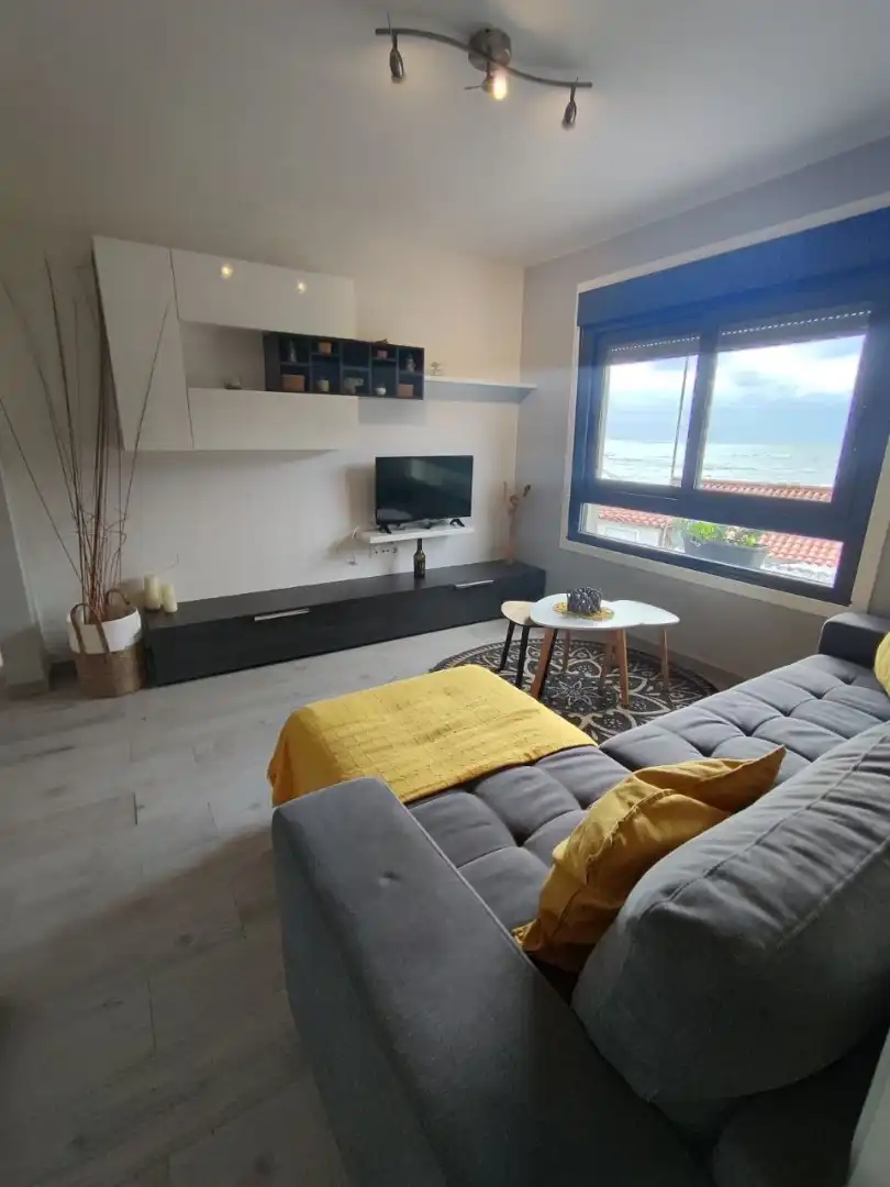 Sala d'estar de Casa o xalet de lloguer en A Guarda   amb Calefacció, Moblat i Forn