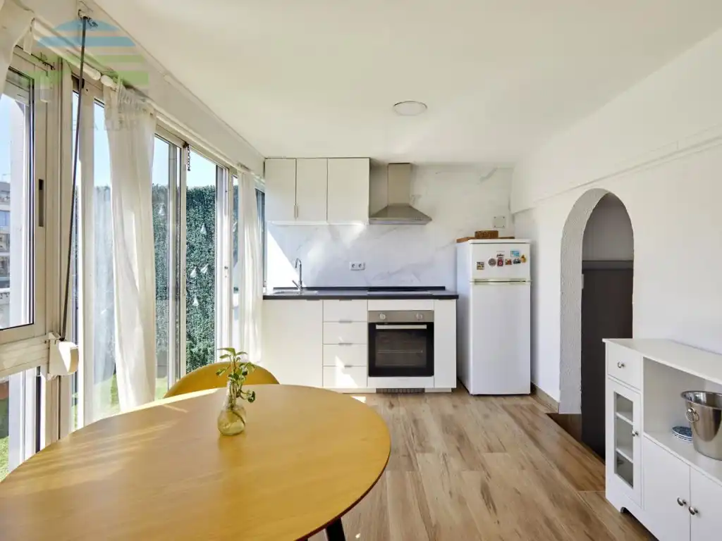 Cocina de Piso en venta en Barcelona con Terraza
