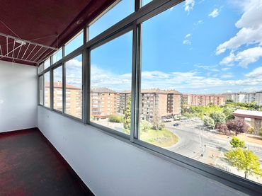 Flat with lift for sale in Valladolid Kalea